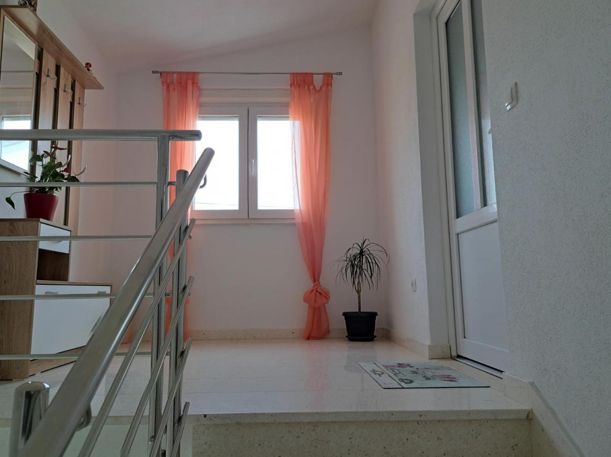 Appartement Holiday Apartman Kaštela