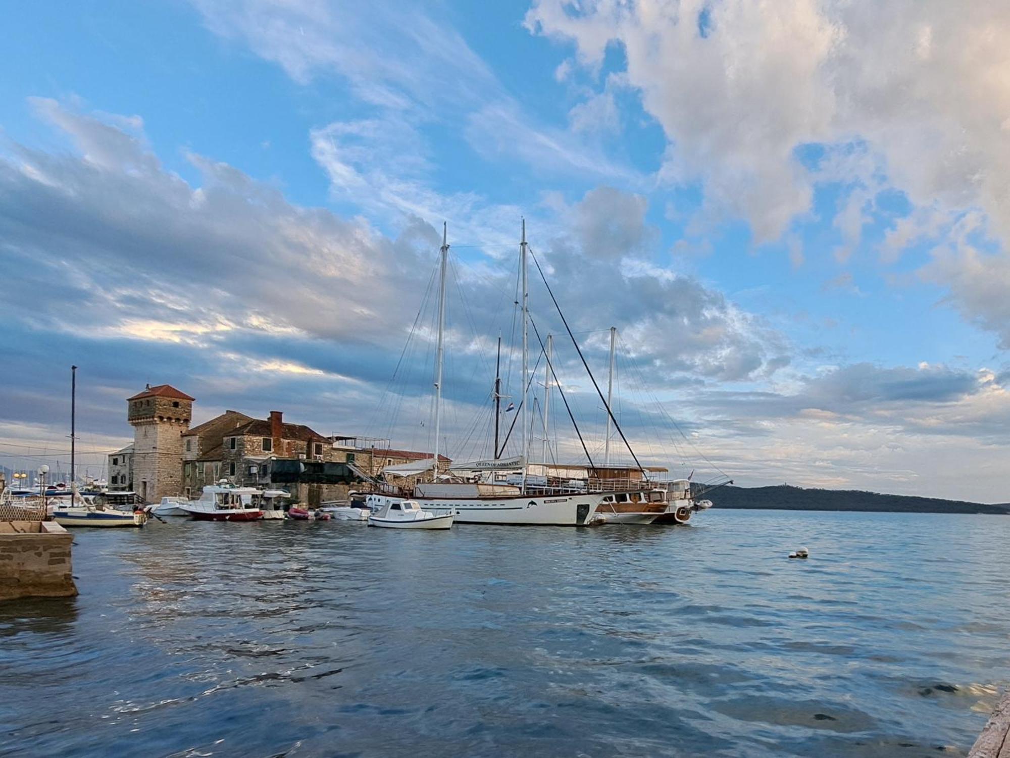 Holiday Apartman Appartement Kaštela